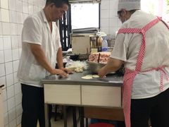 -黄阿姨锅贴大王(万航渡路店)