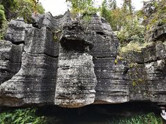 -梭布垭石林景区