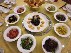 -山明水秀大饭店