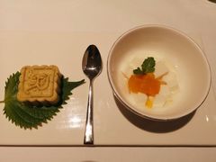 绿豆糕双皮奶时令水果-Yan Ting 宴庭中餐厅(上海静安瑞吉酒店)