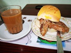 猪扒包-大利来记咖啡室(告利雅施利华街店)