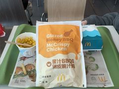 -麦当劳(假日广场店)