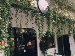 门面-彳亍咖啡·这里(水湾路店)