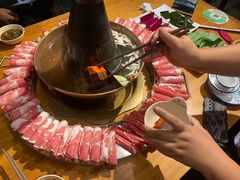 -一群羊手扒肉·火锅·早茶(远东公寓店)