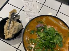 -肥汁米蘭香港米线(长宁来福士店)