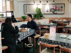 大堂-八两八金·莱芜特色炒鸡(市南漳浦路店)