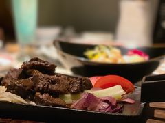 铁锄牛排-穹六人间 people 6(岳阳路店)