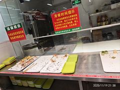 -养牛邓·潮汕牛肉海鲜自助火锅(广州店)