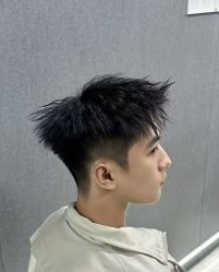 -木子造型S A L O N烫染·造型·理发