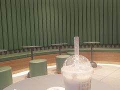 -奈雪的茶(亨特国际广场店)