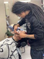 -Devilhands Barbershop男士理容店