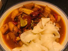 沙湾县原始大盘鸡-丝路金桃·新疆菜(徐汇店)