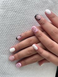 -ManiQ 美甲美睫專門店