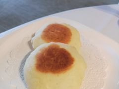 酸奶饼-巴音浩日娲·蒙餐(双林东路店)