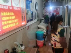 -老字号杨坡红油米线腊汁肉夹馍(东四道巷店)