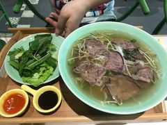 -越弥越南传统美食馆