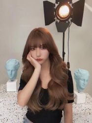 -AYO SALON