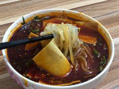 -老字号杨坡红油米线腊汁肉夹馍(东四道巷店)