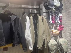 -ARC'TERYX始祖鸟(北京王府中环店)