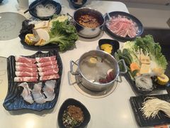 -呷哺呷哺 黄金牧场 (中发百旺店)