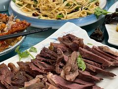 -龙香居海鲜浑锅家常菜·特色驴肉