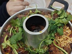 -郑记•不夜城烧烤•龙虾•虾蟹(黄鹤楼店)