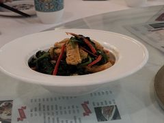 菠菜拌面筋-汗腾格里·风味餐厅(新疆驻京办店)