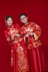 点击看大图 -挪娅婚纱摄影皇家会所