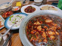 -又见小河浜·盐帮川菜(松江商业广场店)