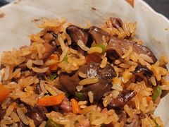 牛肝菌炒饭-婉泰·特色小吃·舂鸡脚(告庄二店)