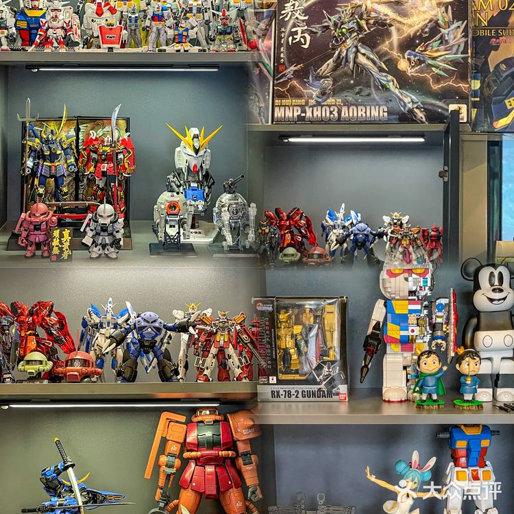 谁能拒绝这家有高达的宝藏炸串🍢呢‼️