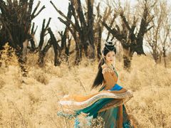 -九月鹰飞汉服摄影工作室