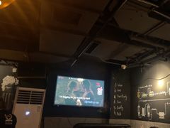 -麦凯伦烧烤·精酿超级工厂店(金桥总店)