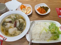 -南城香·饭香串香馄饨香(青年路店)