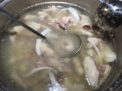 -三个椰子·现砍椰子鸡(金源CBD店)