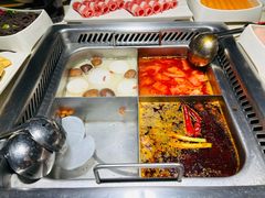 -海底捞火锅鲜切牛肉主题店(长寿路店)