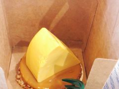 -星巴克臻选(盐城金鹰聚龙湖店)