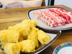 -毛辣果·贵州红酸汤牛肉火锅(西单店)