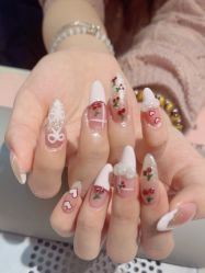 -丽心自助美甲美睫