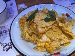 -山河屯铁锅炖·非遗东北菜(南山店)
