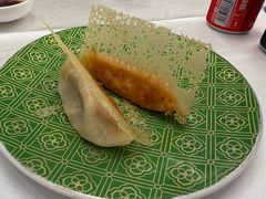 -品海楼·大连海胆锅贴馆(东港店)