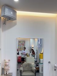 -CACA HAIR SALON