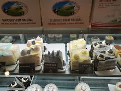-焙丽拾光(麦凯乐直营店)