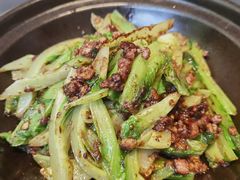 -铜锣湾·有麝自然香(渝北财富中心店)