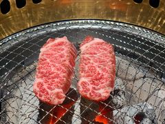 -山川小町·极番烧肉(新地假日广场店)