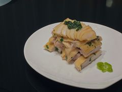 -HOMES上海本帮菜(襄阳公园店)