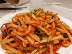 鱼香肉丝-峨嵋酒家(王府井店)