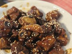 -杨老大生皮白族菜