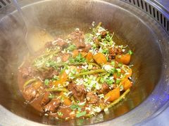 -山里屯铁锅炖·东北菜(康桥店)