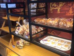 面包甜点陈列柜-心乐生活新鲜屋(星海广场店)